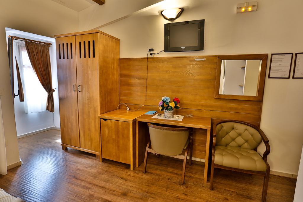 Kula Boutique Hotel Bar Szoba fotó